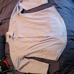 Van Heusen Travelers Medium Dress Shirt